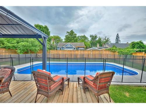 35 Parkdale Place, Welland, ON - Outdoor With In Ground Pool With Deck Patio Veranda With Backyard