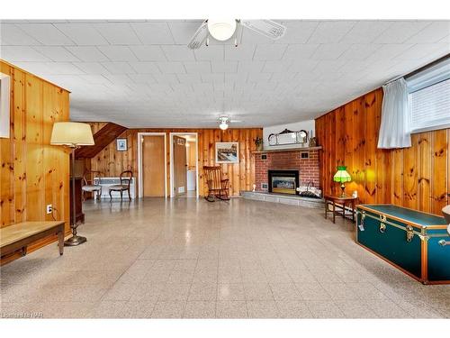 515 Sugarloaf Street, Port Colborne, ON - Indoor Photo Showing Other Room With Fireplace