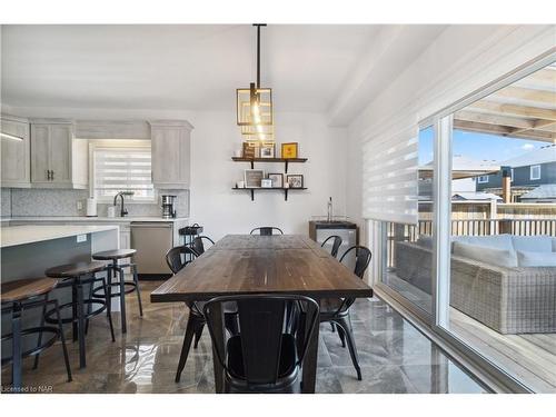 106 Spruce Crescent, Welland, ON - Indoor Photo Showing Dining Room