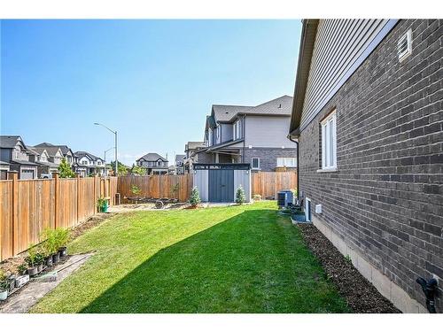 10 Hawthorn Avenue, Thorold, ON - Indoor Photo Showing Basement