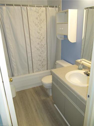 605-1905 Normandy Street, Lasalle, ON - Indoor Photo Showing Bathroom