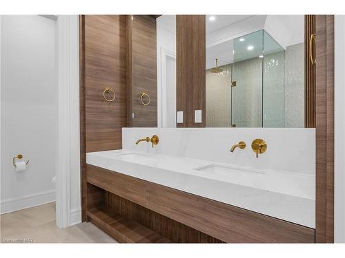 51 Shaws Lane, Niagara-On-The-Lake, ON - Indoor Photo Showing Bathroom