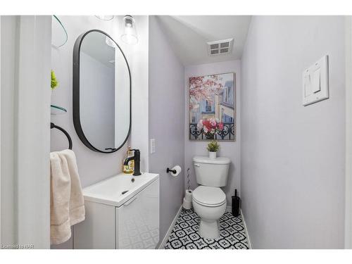 213-26 Western Battery Road, Toronto, ON - Indoor Photo Showing Bathroom