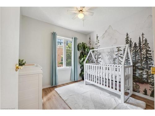 213-26 Western Battery Road, Toronto, ON - Indoor Photo Showing Bedroom