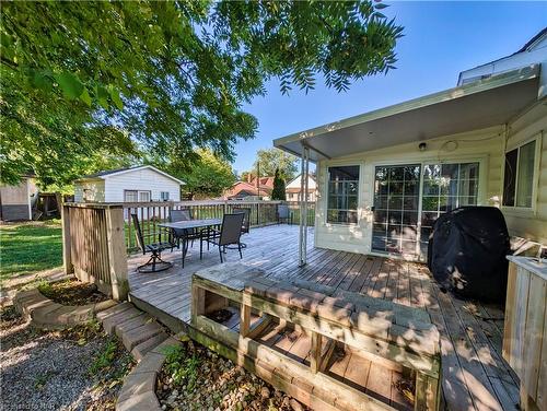 6620 Barker Street, Niagara Falls, ON - Outdoor With Deck Patio Veranda With Exterior