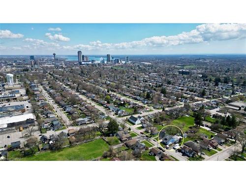 6620 Barker Street, Niagara Falls, ON - Outdoor With View