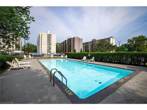 910-359 Geneva Street Street, St. Catharines, ON - Outdoor With In Ground Pool