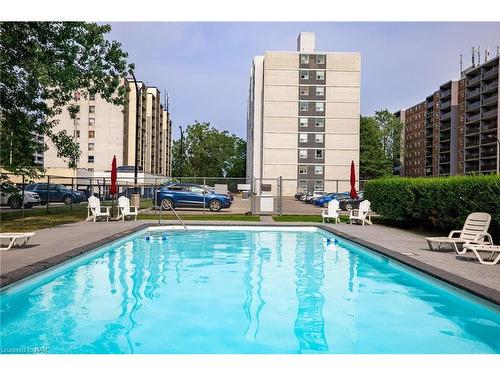 910-359 Geneva Street Street, St. Catharines, ON - Outdoor With In Ground Pool