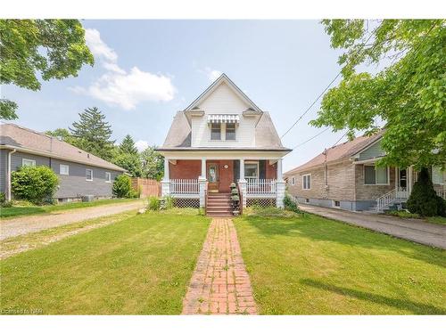 6558 Orchard Avenue, Niagara Falls, ON - Outdoor With Facade