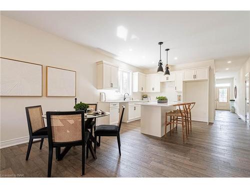 500 Royal Ridge Drive, Fort Erie, ON - Indoor Photo Showing Dining Room