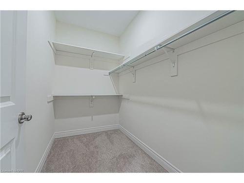 500 Royal Ridge Drive, Fort Erie, ON - Indoor With Storage