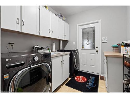 6 Butler Crescent, St. Catharines, ON - Indoor Photo Showing Laundry Room