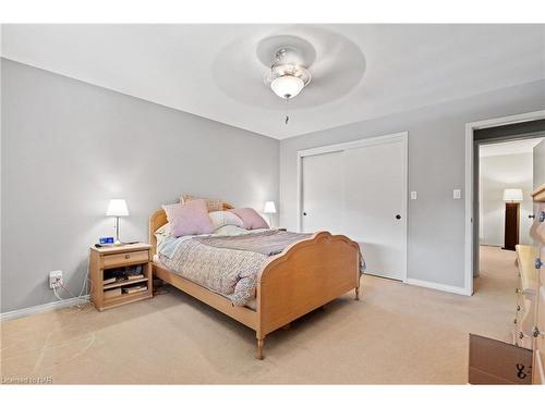 6 Butler Crescent, St. Catharines, ON - Indoor Photo Showing Bedroom