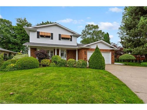 6 Butler Crescent, St. Catharines, ON - Outdoor With Deck Patio Veranda With Facade