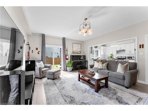 346 Concession 3 Road, St. Davids, ON - Indoor Photo Showing Living Room