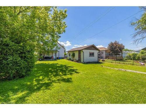 3 Ivy Avenue, St. Catharines, ON - Outdoor With Backyard