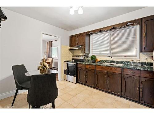 1966 Winger Road, Fort Erie, ON - Indoor Photo Showing Kitchen