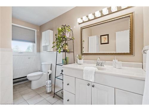 1966 Winger Road, Fort Erie, ON - Indoor Photo Showing Bathroom