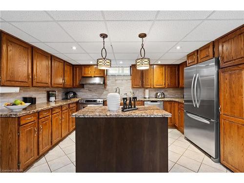 1966 Winger Road, Fort Erie, ON - Indoor Photo Showing Kitchen With Double Sink