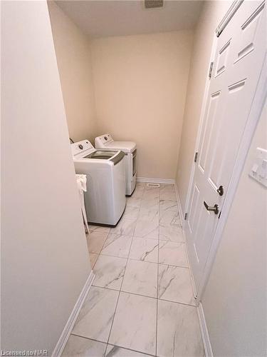 61 Ever Sweet Way, Thorold, ON - Indoor Photo Showing Laundry Room