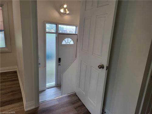 22 Willowdale Avenue, St. Catharines, ON - Indoor Photo Showing Other Room