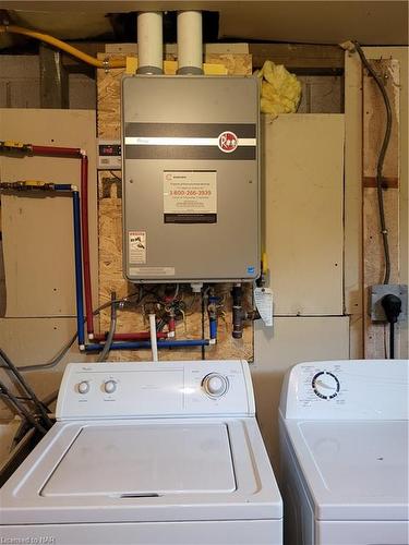 22 Willowdale Avenue, St. Catharines, ON - Indoor Photo Showing Laundry Room