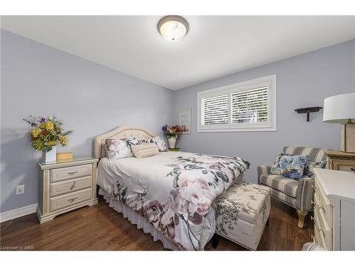 48 Shetland Crescent, St. Catharines, ON - Indoor Photo Showing Bedroom