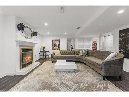 48 Shetland Crescent, St. Catharines, ON - Indoor Photo Showing Living Room With Fireplace