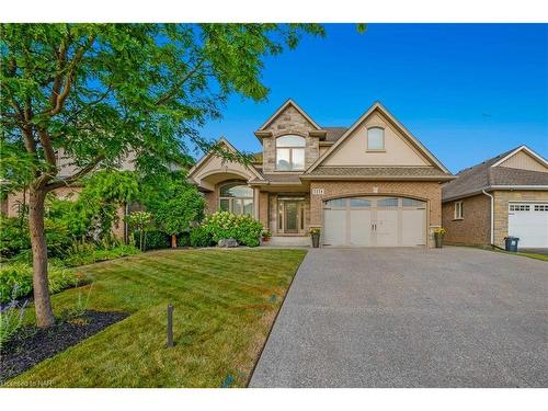 7178 St Michael Avenue, Niagara Falls, ON - Outdoor With Facade