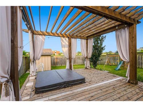 7178 St Michael Avenue, Niagara Falls, ON - Outdoor With Deck Patio Veranda With Exterior