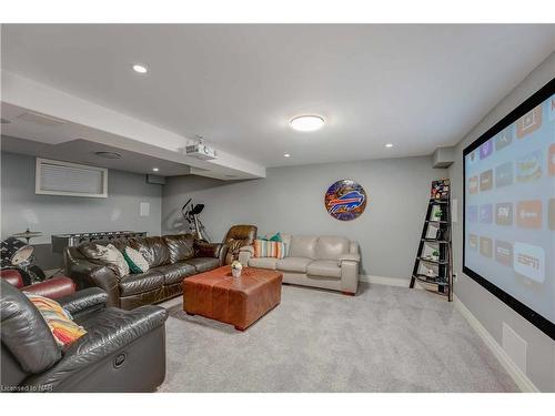 7178 St Michael Avenue, Niagara Falls, ON - Indoor Photo Showing Basement