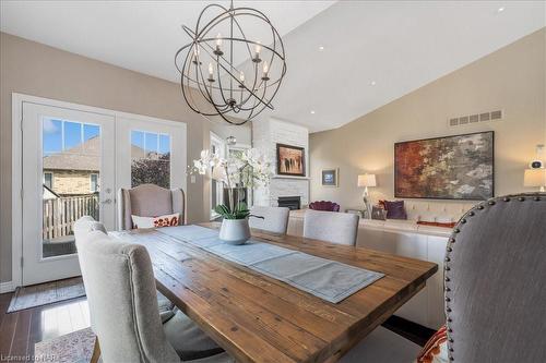 1025 Pelham Road, St. Catharines, ON - Indoor Photo Showing Dining Room