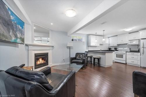 1025 Pelham Road, St. Catharines, ON - Indoor Photo Showing Other Room With Fireplace