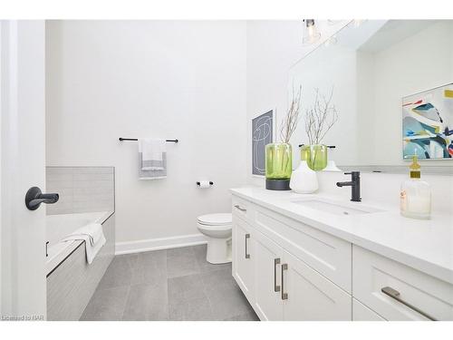 20 Butternut Crescent, Ridgeway, ON - Indoor Photo Showing Bathroom