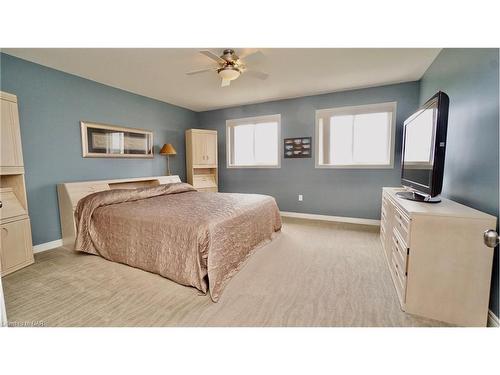 103 Morris Trail, Welland, ON - Indoor Photo Showing Bedroom