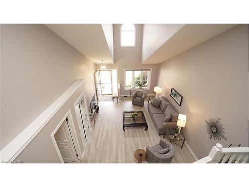 103 Morris Trail, Welland, ON - Indoor Photo Showing Other Room