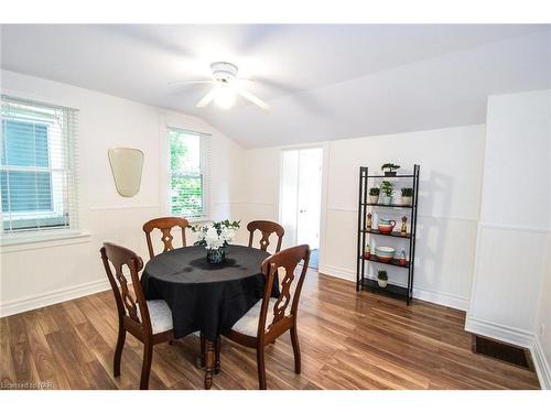 11 Henry Street, St. Catharines, ON - Indoor Photo Showing Dining Room