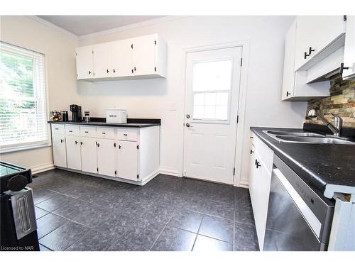 11 Henry Street, St. Catharines, ON - Indoor Photo Showing Kitchen With Double Sink