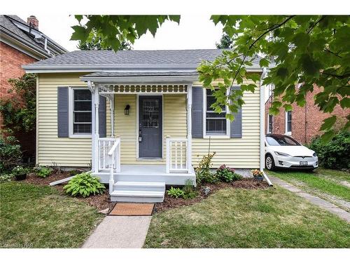 11 Henry Street, St. Catharines, ON - Outdoor With Facade