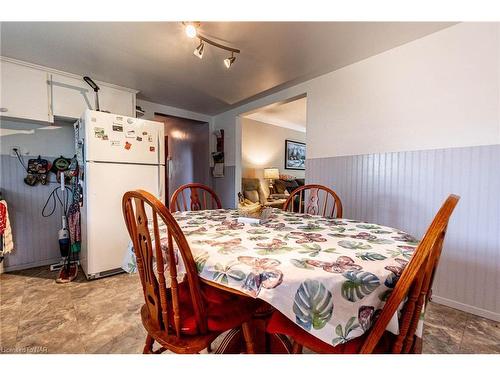 444 Gilmore Road, Fort Erie, ON - Indoor Photo Showing Dining Room