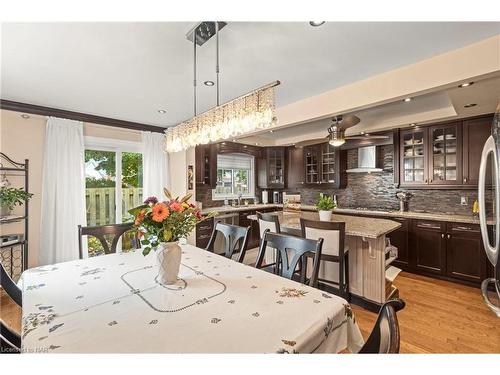 15-6910 Kalar Road, Niagara Falls, ON - Indoor Photo Showing Dining Room