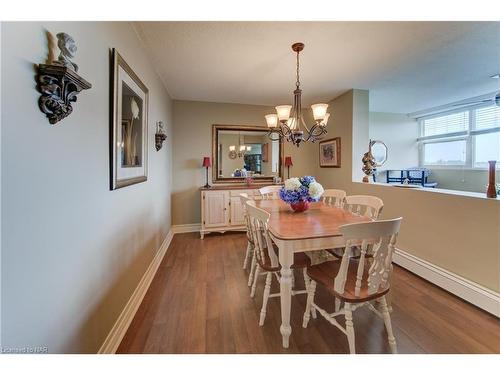 402-141 Church Street, St. Catharines, ON - Indoor Photo Showing Dining Room