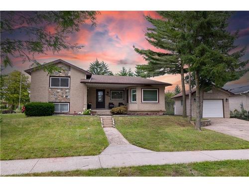 4124 Preston Avenue, Niagara Falls, ON - Outdoor With Facade