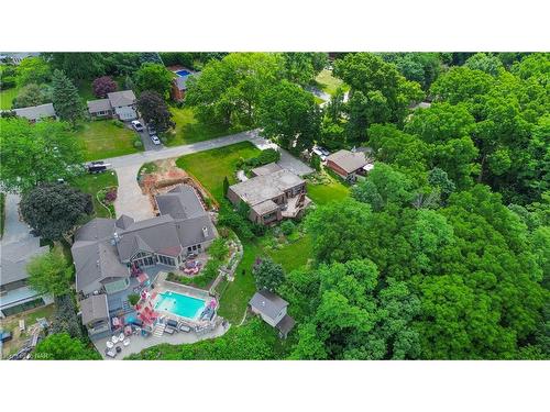 50 Melrose Drive, Niagara-On-The-Lake, ON - Outdoor With View