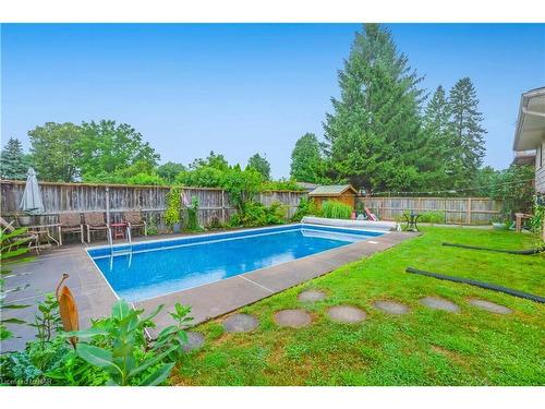 3195 St. Patrick Avenue, Niagara Falls, ON - Outdoor With In Ground Pool With Backyard