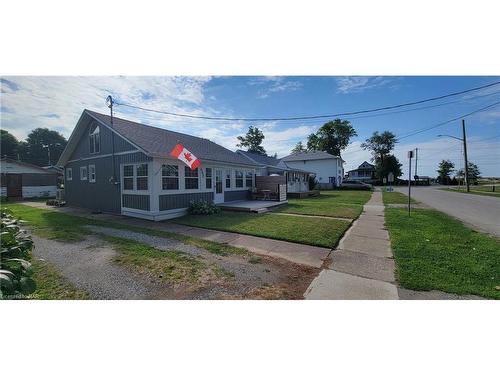 402 Schooley Road, Crystal Beach, ON - Outdoor