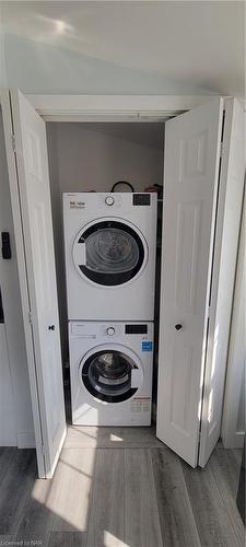 402 Schooley Road, Crystal Beach, ON - Indoor Photo Showing Laundry Room