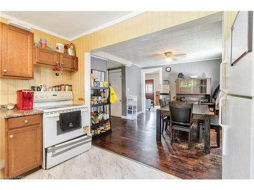 640 King Street, Port Colborne, ON - Indoor Photo Showing Kitchen