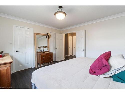 14 Meadowbrook Lane, Fonthill, ON - Indoor Photo Showing Bedroom