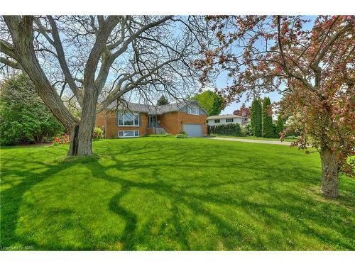 1 Tottenham Court Court, Niagara-On-The-Lake, ON - Outdoor